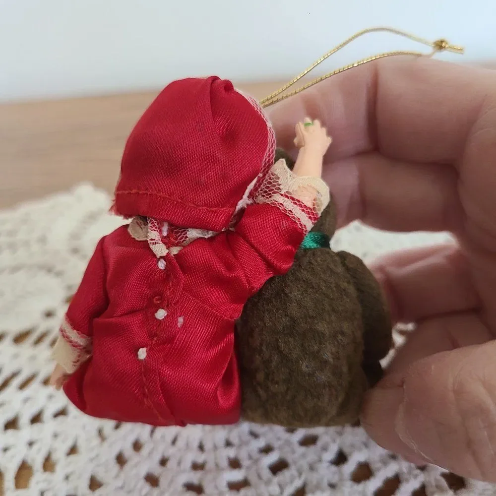 1993 Hallmark Keepsake Christmas Ornament Julianne and Teddy Special Edition VTG